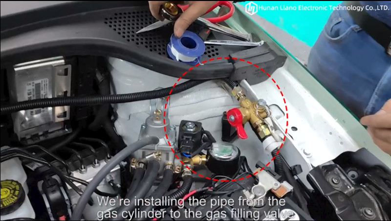 Latest company Cases about 4. Düşük karbonlu çelik gaz borusunu gaz silindirinden gaz doldurma vanasına takın